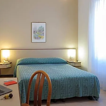 Hotel Italie Et Suisse