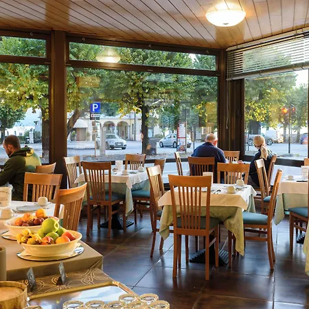 Otel Italie Et Suisse 3*