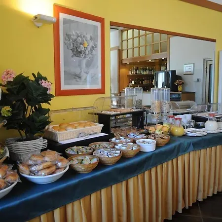 Otel Italie Et Suisse 3*