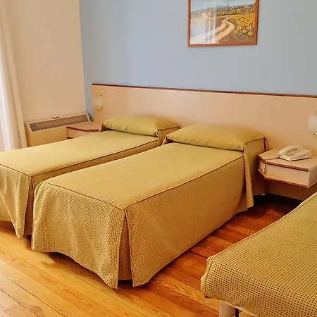 Italie Et Suisse Otel