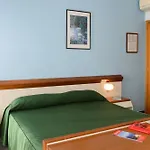 Italie Et Suisse 호텔 3*
